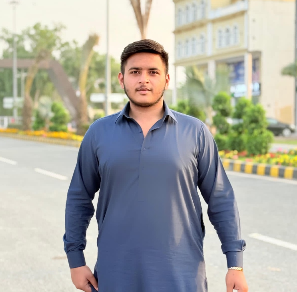 Fakhir